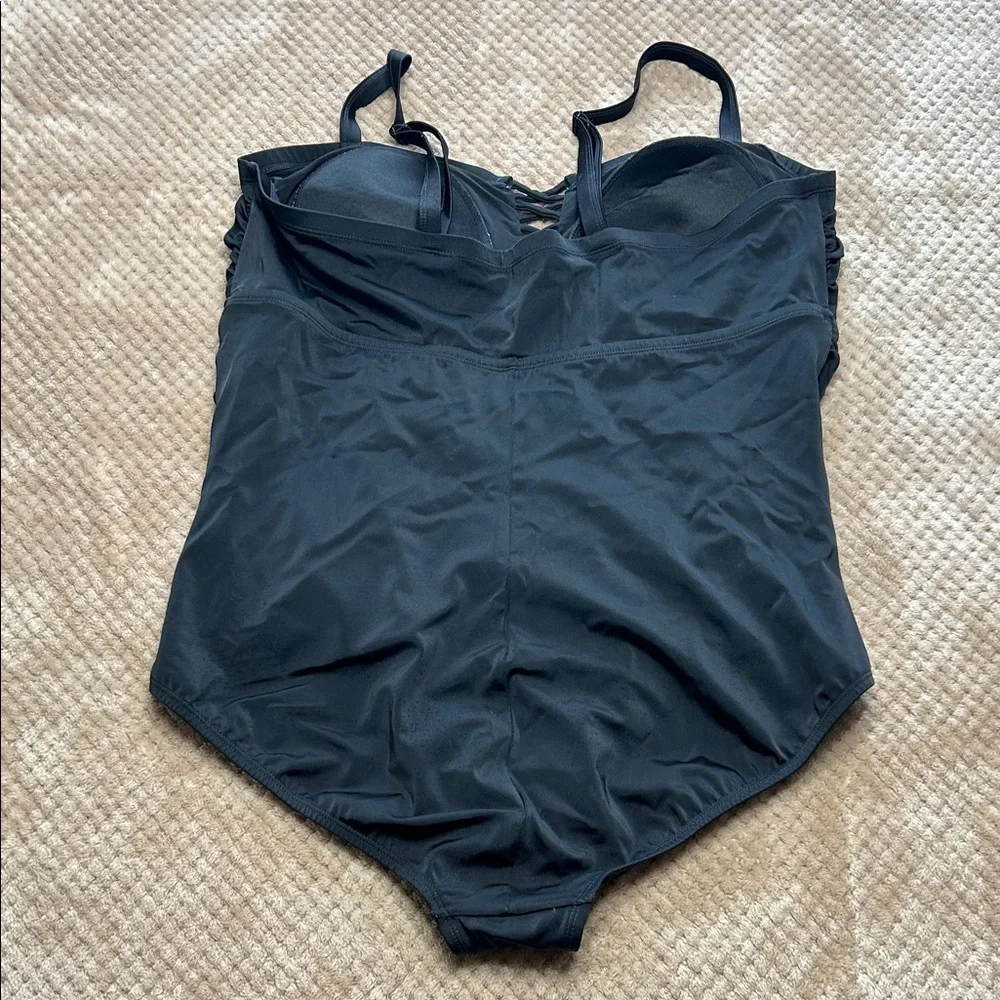 Torrid Wireless Lattice Swimsuit Black Size 3 - Picture 2 of 6
